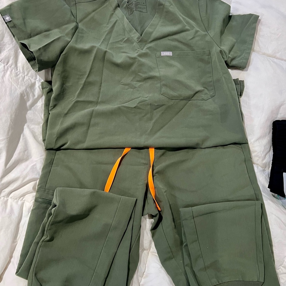 Olive Green medium tall Zamora bottom and medium Catarina top